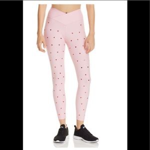 Beach riot heart leggings